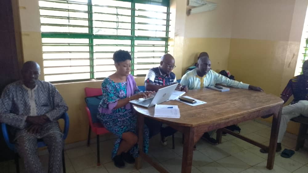 Marché de Frignon : Mise en place du Comité de Gestion des Conflits autour du projet de construction